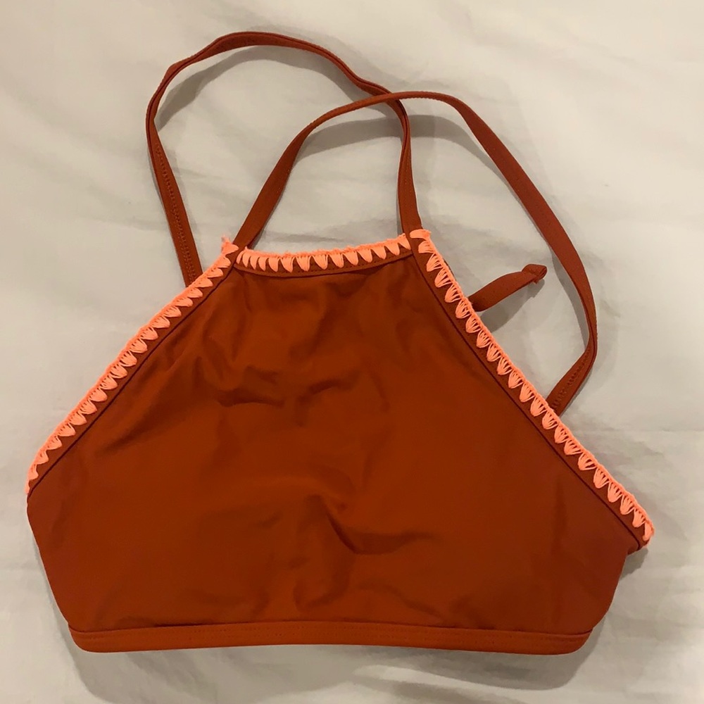 Halter bikini top